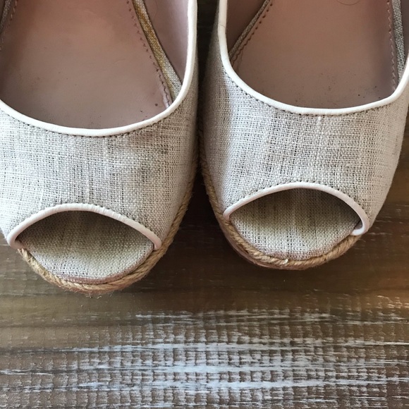 VINCE CAMUTO Platform peep toe - Picture 4 of 8